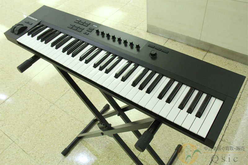 【2024春夏新作】 Yahoo!オークション -「KOMPLETE KONTROL A61」の落札相場・落札価格 鍵盤楽器