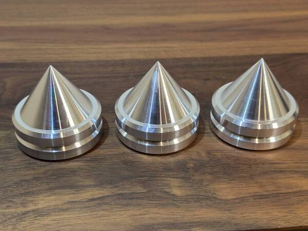 K.Racing Audio Design DEVICE001 インシュレーター アルミスパイク 3個セット ① Silver Running