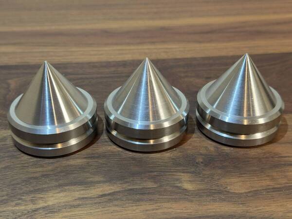 K.Racing Audio Design DEVICE001 インシュレーター チタンスパイク 3個セット Silver Running