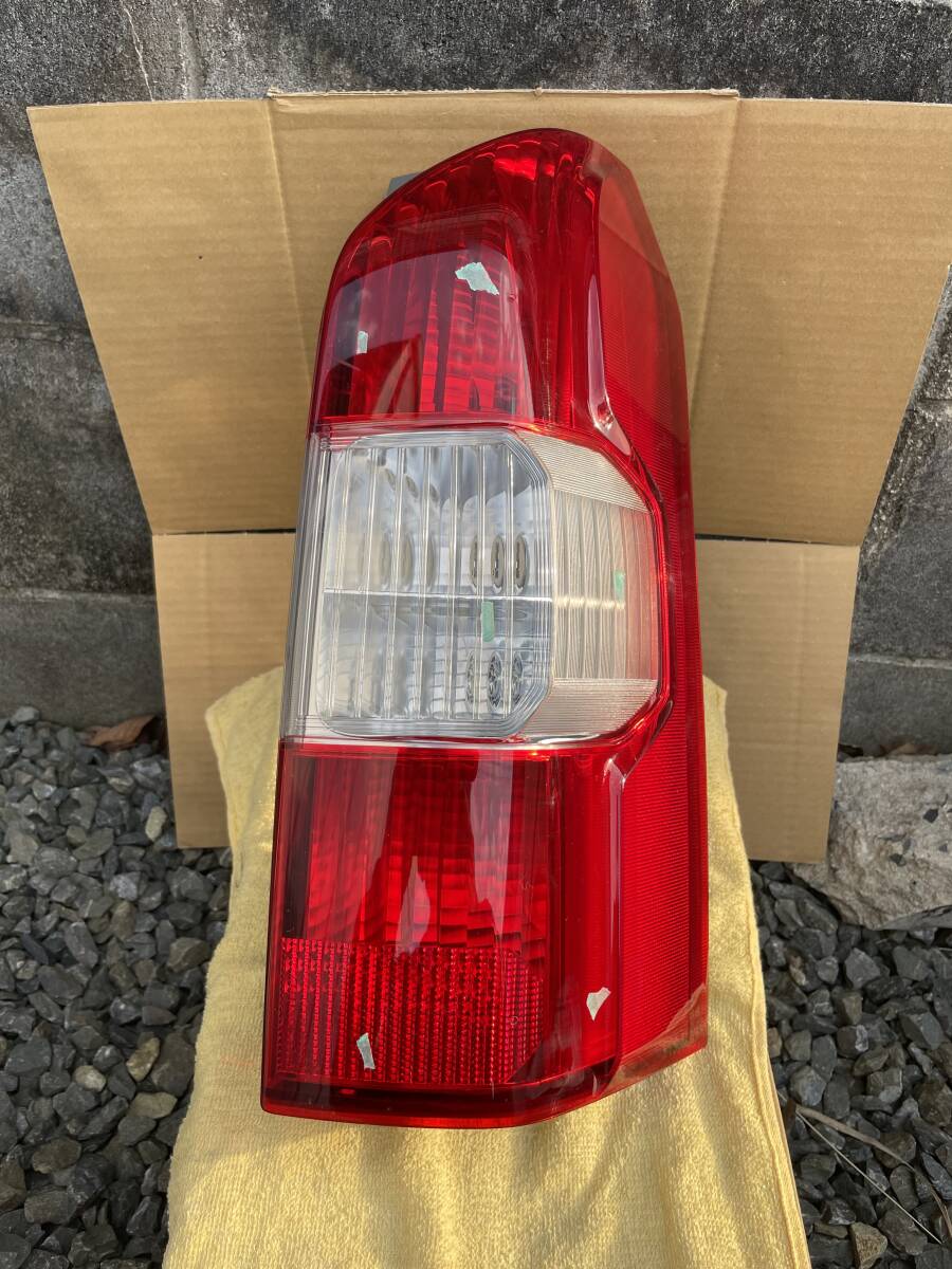 Amazon | トヨタ 純正 プロボックス P160系 《 NCP165V 》 右