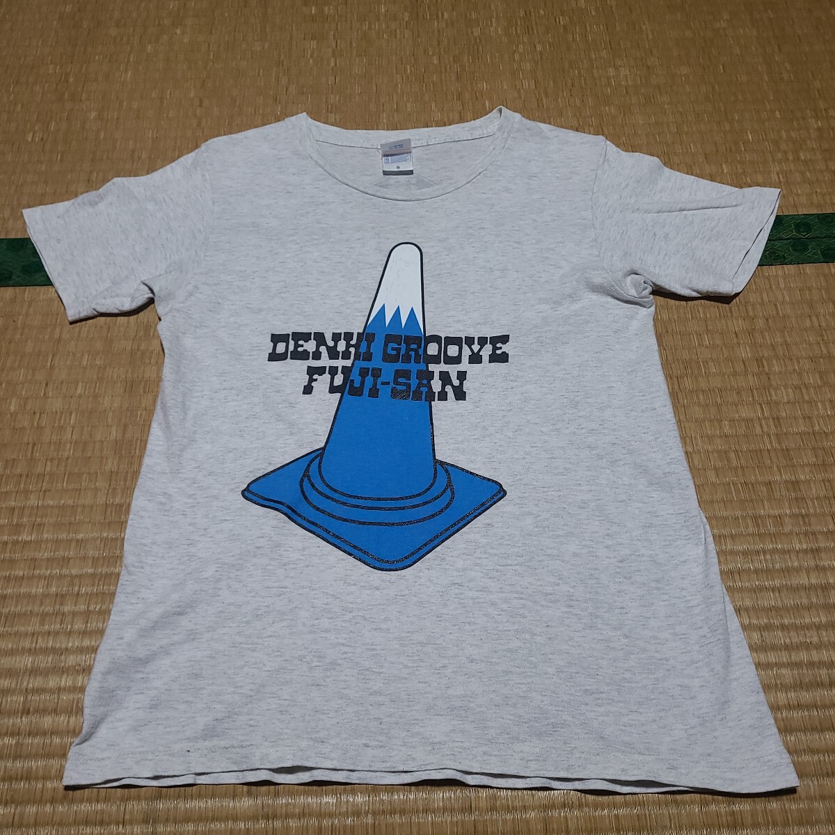 2025年最新】Yahoo!オークション -電気グルーヴ(Tシャツ)の中古 2025年最新】Yahoo!オークション -電気グルーヴ(Tシャツ)の中古