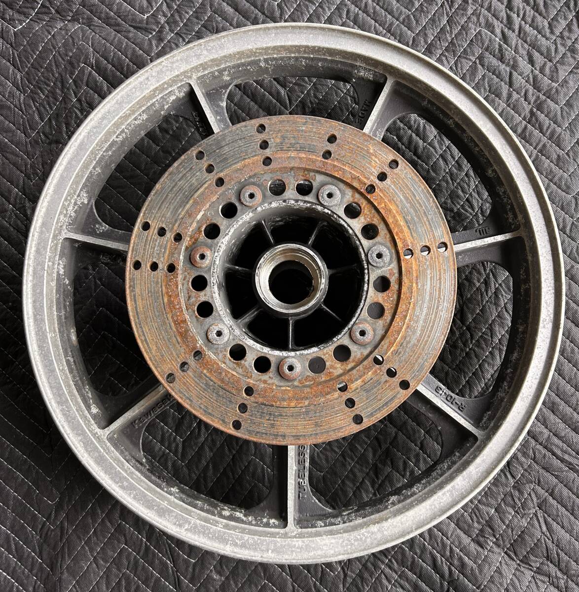 Yahoo!オークション -「カワサキ kz1000 ホイール」の落札相場 Yahoo!オークション -「カワサキ kz1000 ホイール」の落札相場