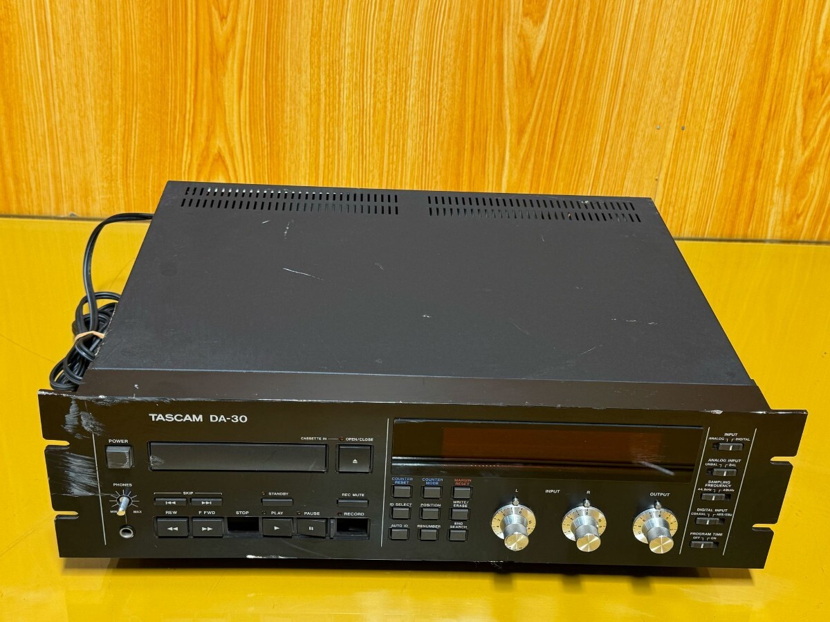Yahoo!オークション -「tascam」(DAT機器) (オーディオ機器)の Yahoo!オークション -「tascam」(DAT機器) (オーディオ機器)の