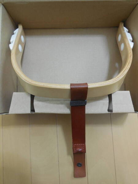 【送料込・中古美品】Leander リエンダー セーフティーバー (ナチュラル色) ベビーチェア ハイチェア