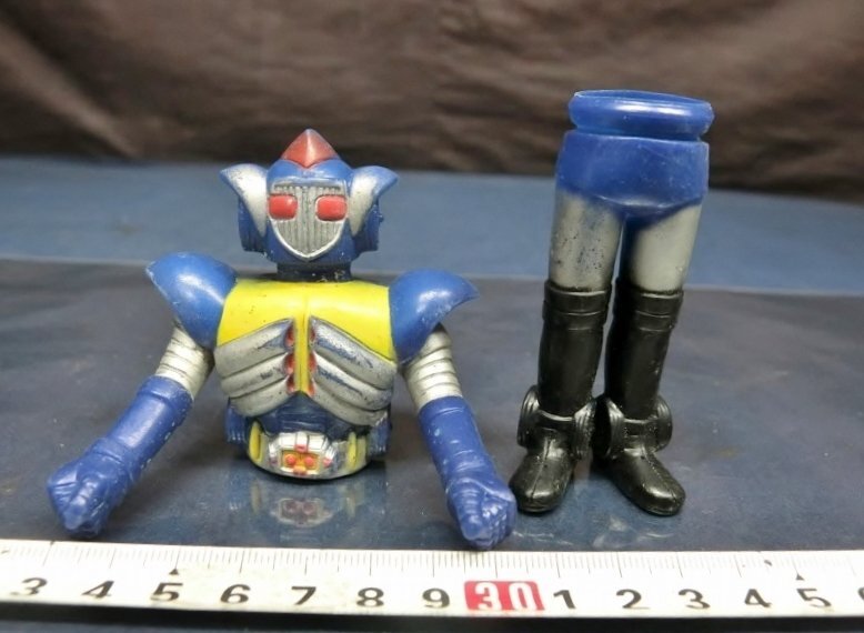 Amazon.co.jp: レトロ 宇宙鉄人キョーダイン ゴンベス ポピー