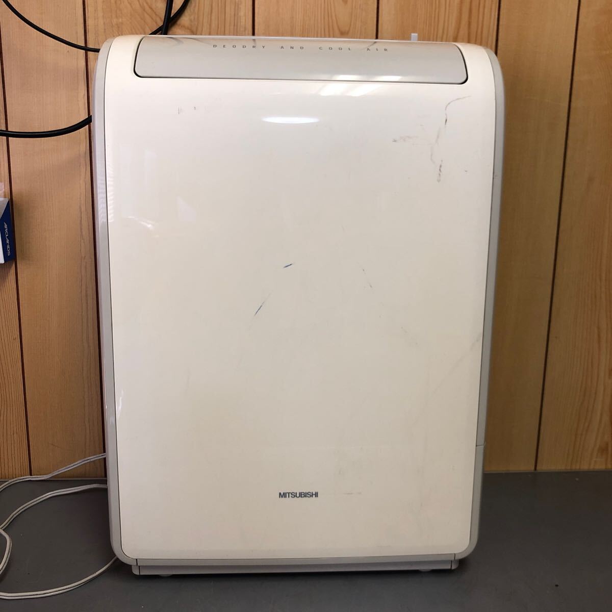 Yahoo!オークション -「三菱 除湿機 100」の落札相場・落札価格 Yahoo!オークション -「三菱 除湿機 100」の落札相場・落札価格