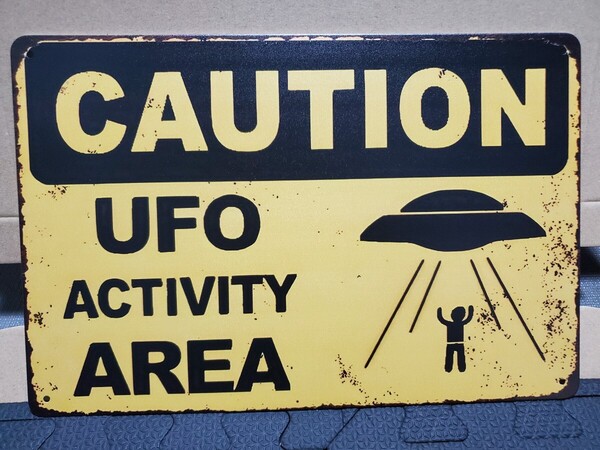 注意、UFO活動エリア│宇宙人│エイリアン│レトロブリキ看板│メタルサイン│アメリカン海外雑貨│ガレージ、店舗│インポート品