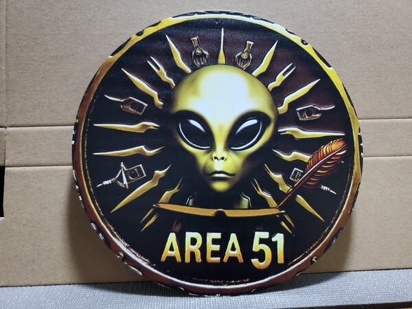 1点のみ│エリア51│金の宇宙人│ミステリー円形ブリキ看板│エイリアンメタルサイン│アメリカン海外雑貨│ガレージ、店舗、飲食店、庭