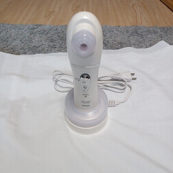 twinbird face spot cleaner。 美顔器 フェイススポットクリーナー。配送料無料。作動確認済。