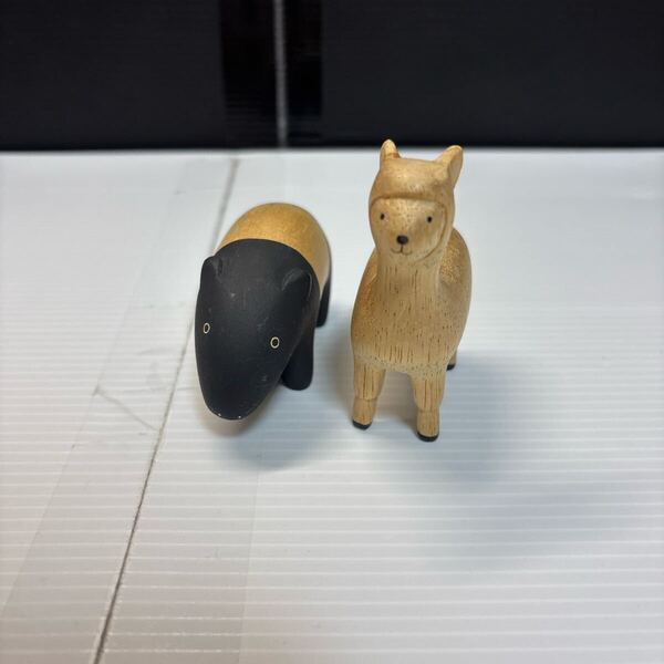 ぽれぽれ動物 マレーバク アルパカ 木製置物 2点