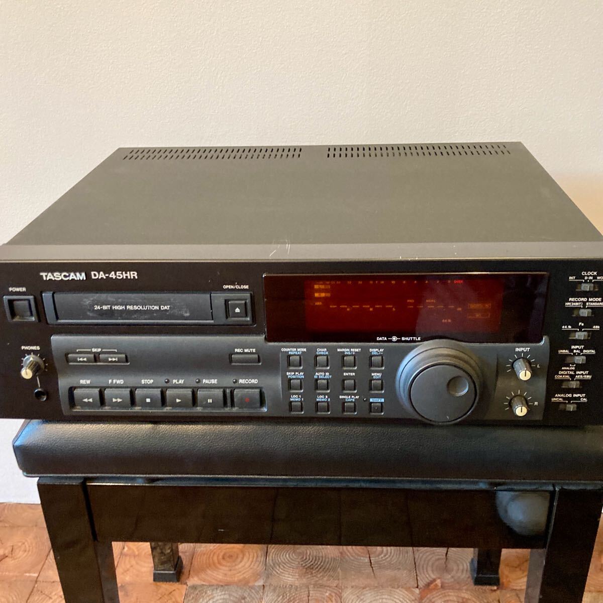 Yahoo!オークション -「tascam」(DAT機器) (オーディオ機器)の Yahoo!オークション -「tascam」(DAT機器) (オーディオ機器)の