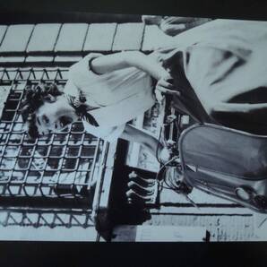 A4 額付き ポスター オードリーヘプバーン Audrey Hepburn ローマの休日 Roman Holiday ベスパ Vespa