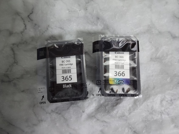 送料無料即決未使用キャノンCanon純正インクカートリッジ BC-365 BC-366 ブラックとカラーセット
