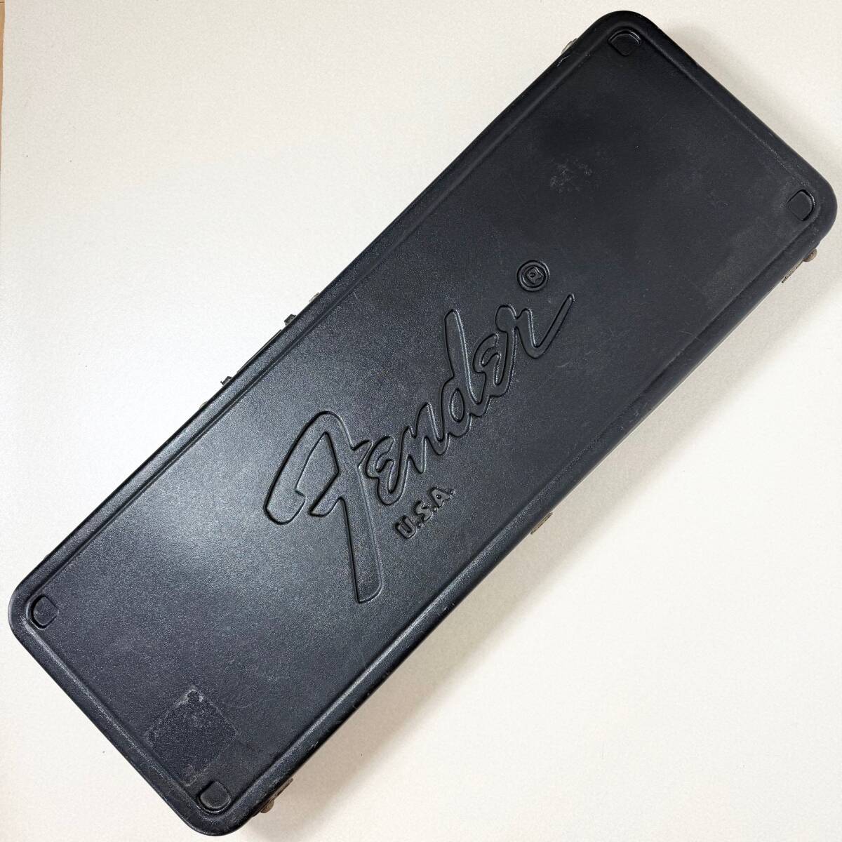 Amazon | Fender ハードケース Deluxe Molded Strat®/Tele® Case