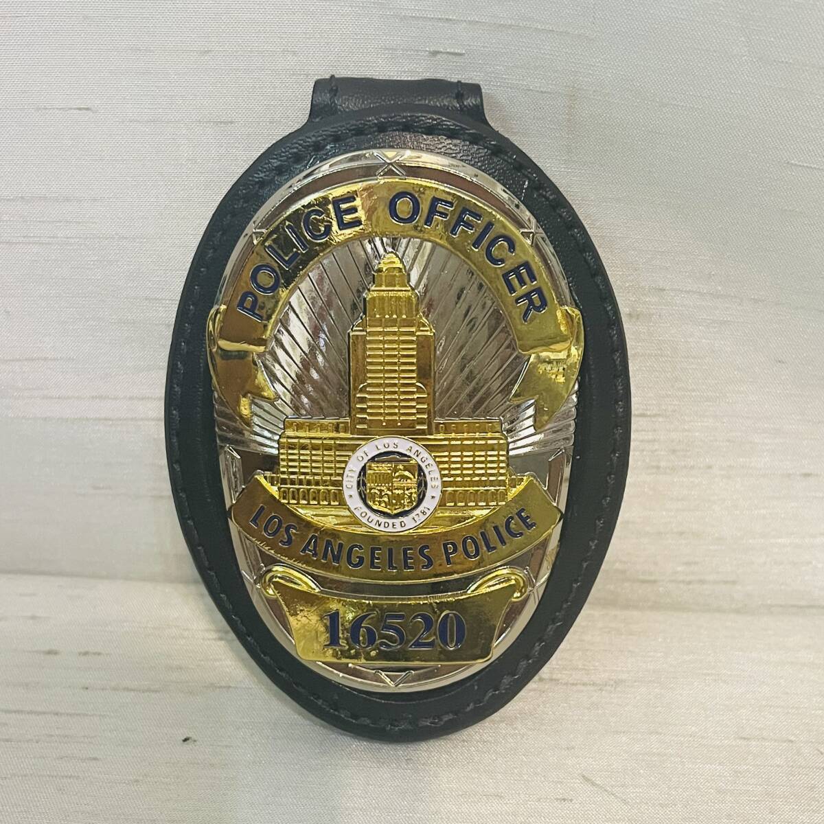 Yahoo!オークション -「ポリスバッジ lapd」の落札相場・落札価格 Yahoo!オークション -「ポリスバッジ lapd」の落札相場・落札価格