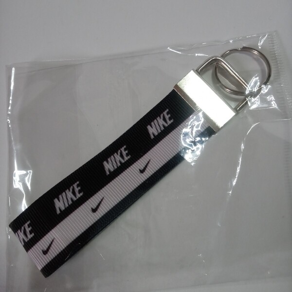 NIKE キーホルダー