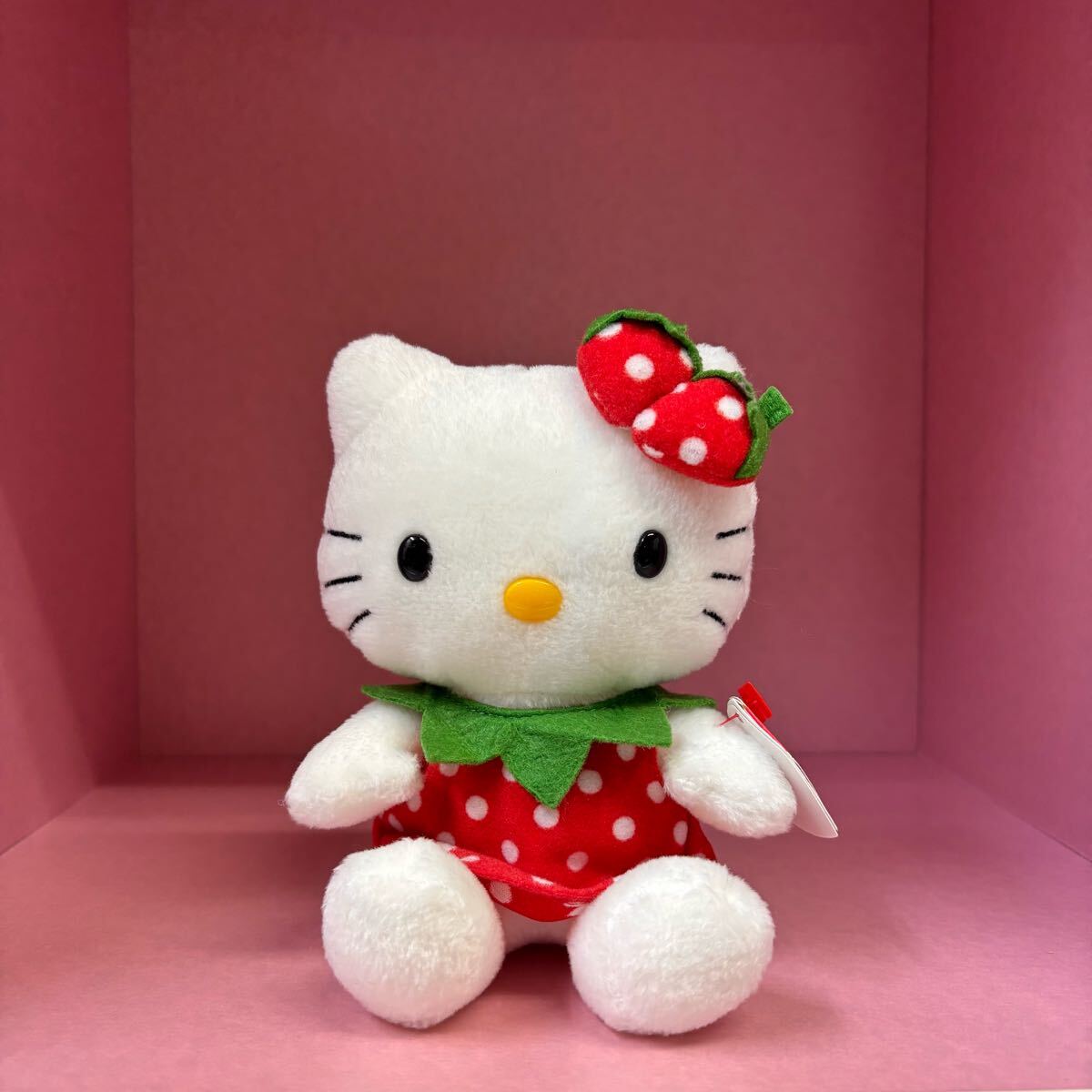Yahoo!オークション -「キティ いちご ぬいぐるみ」の落札相場 Yahoo!オークション -「キティ いちご ぬいぐるみ」の落札相場