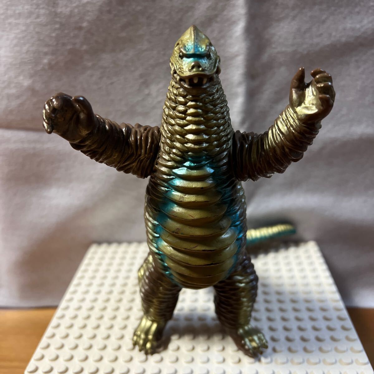 Yahoo!オークション -「ウルトラ怪獣シリーズ レッドキング Yahoo!オークション -「ウルトラ怪獣シリーズ レッドキング
