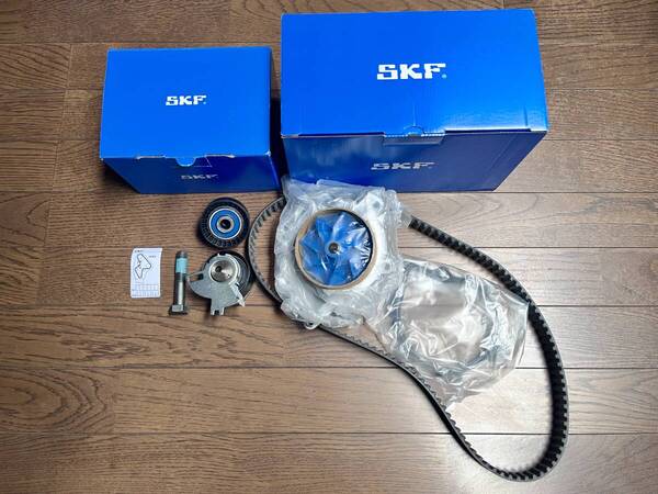SKF製(品番 VKMC03317)タイミングベルト&ウォーターポンプキット CITRON, DS, OPEL, PEUGEOT, VAUXHALL , FORD【新品】※送料込