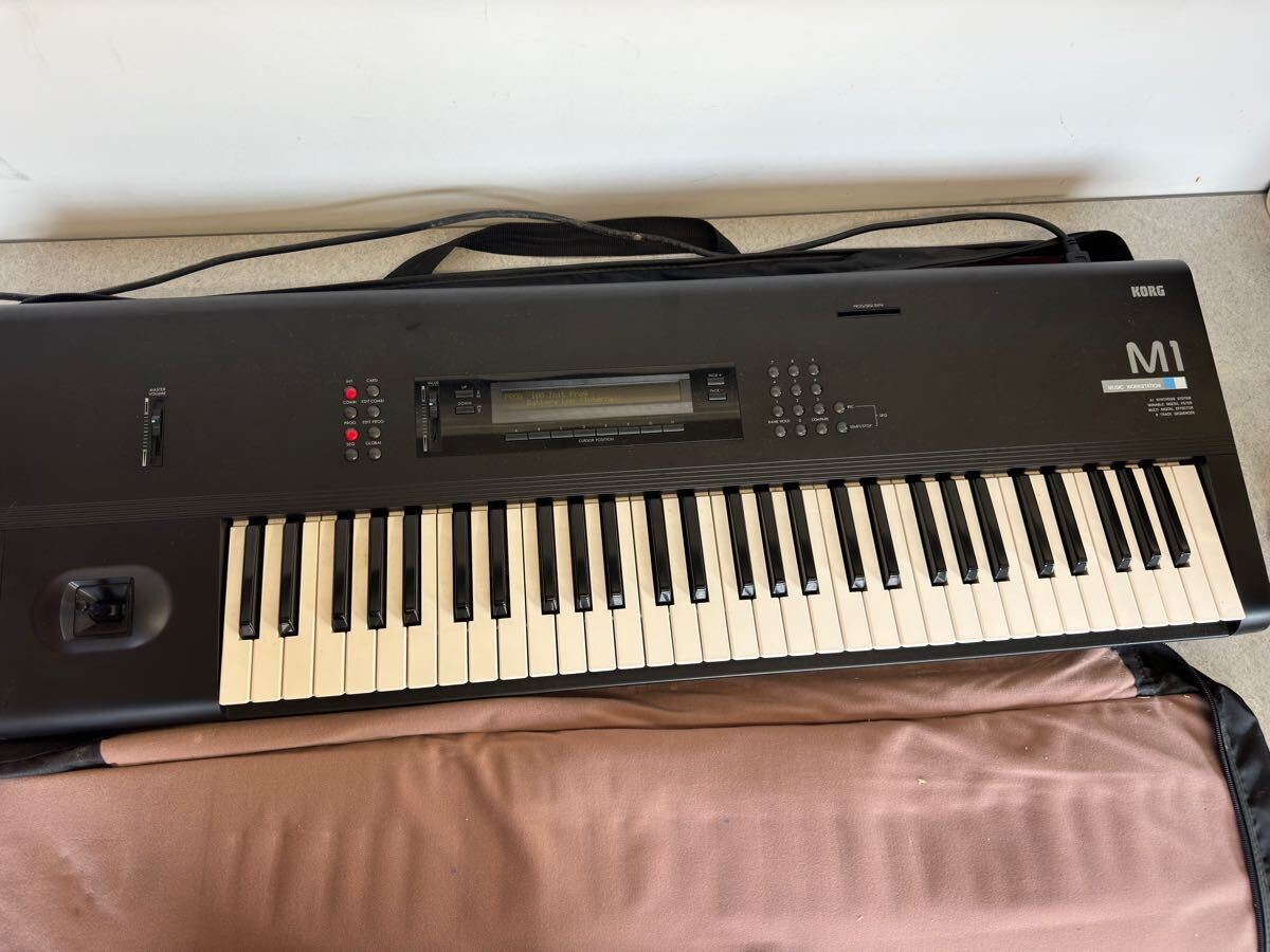 Yahoo!オークション -「コルグ m1」(キーボード、シンセサイザー Yahoo!オークション -「コルグ m1」(キーボード、シンセサイザー