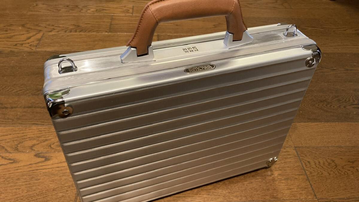 Yahoo!オークション -「ルフトハンザ リモワ アタッシュ」の落札 Yahoo!オークション -「ルフトハンザ リモワ アタッシュ」の落札