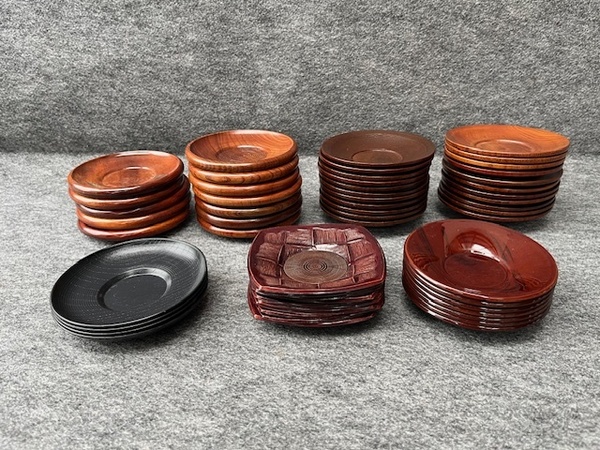 送料込>木製+樹脂漆器 4寸 四寸 茶托 まとめて55点 /漆器 天然木 漆塗 プラスチック 煎茶道具 木製茶托 まとめ売り 直径12cm/式典 会議