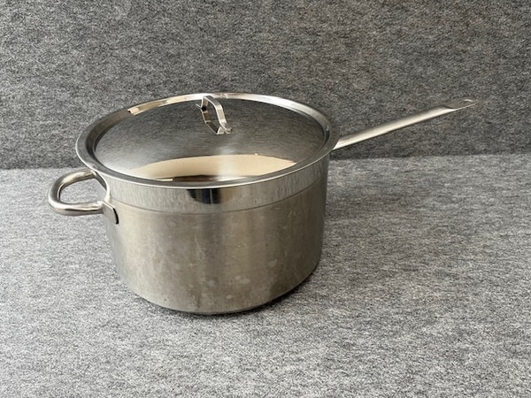 <送料込>業務用 ステンレス18-10 鍋 36cm深21㎝ 向い手付 蓋付き/片手鍋 ハンバーグ アウトドア キャンプ バーベキュー 鉄板/遠藤 ムラノ