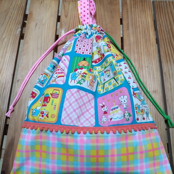 入園入学準備 ハニーチューン 体育着袋 お着替え袋 巾着袋 女の子 体操服袋 体操着袋 体操服入れ お着替え袋 チェック ピンクス