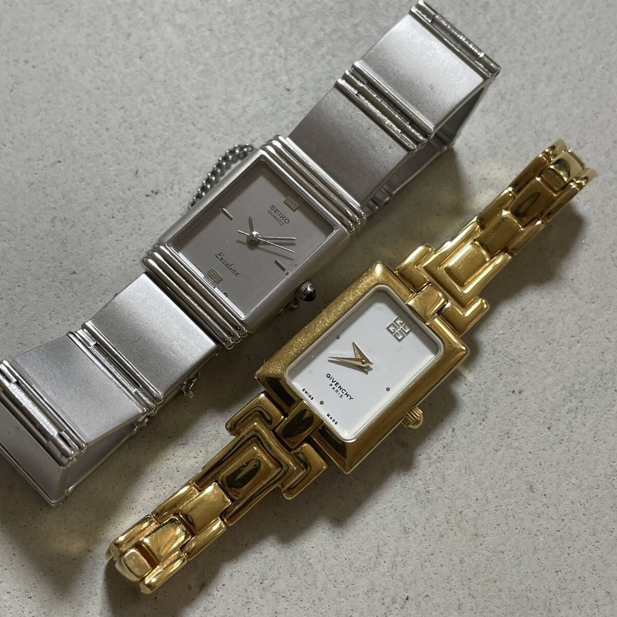 GIVENCHY ジバンシー 腕時計 クオーツ レディースの買取実績【錬