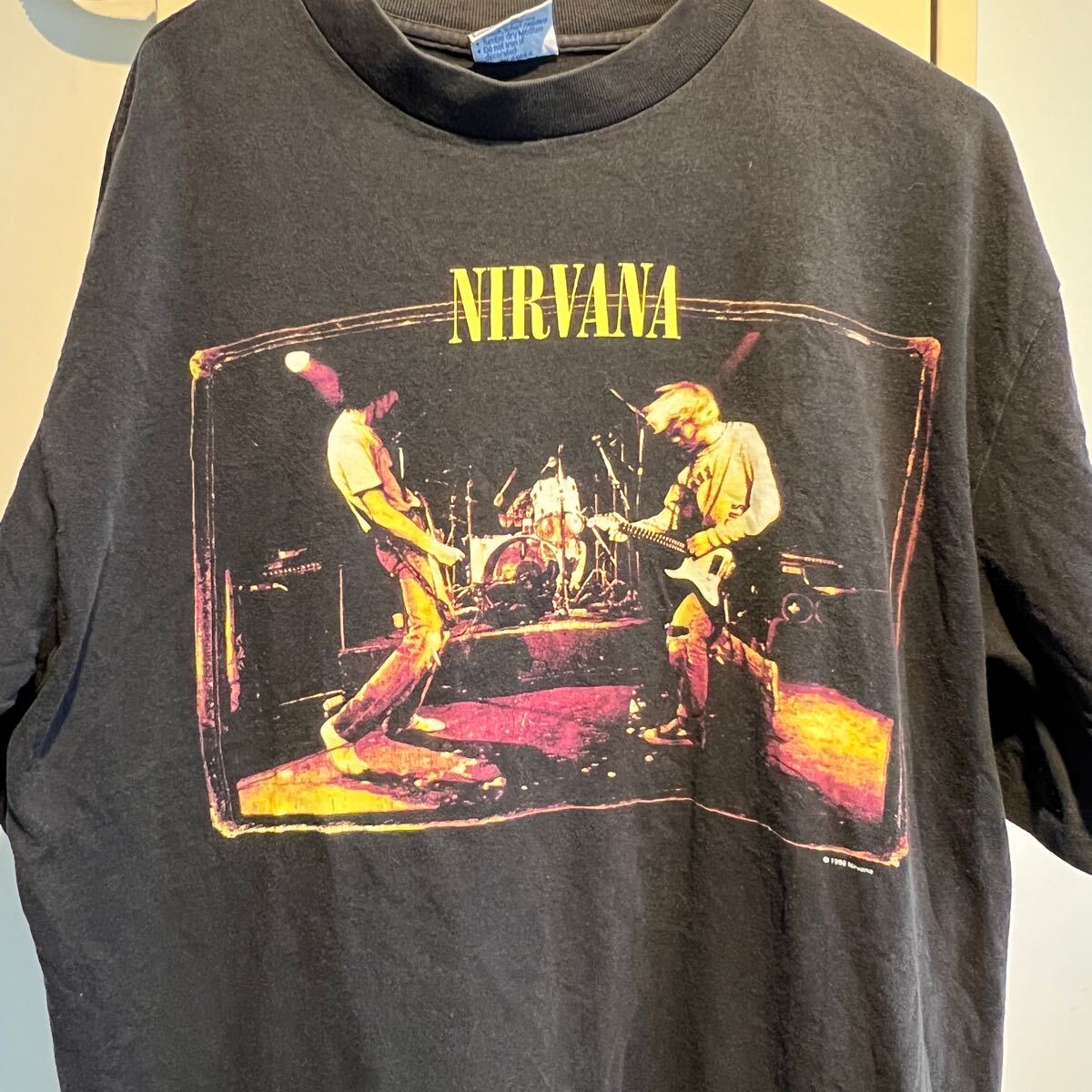 2025年最新】Nirvana Tシャツ 90年代復刻デザインやヴィンテージ 2025年最新】Nirvana Tシャツ 90年代復刻デザインやヴィンテージ