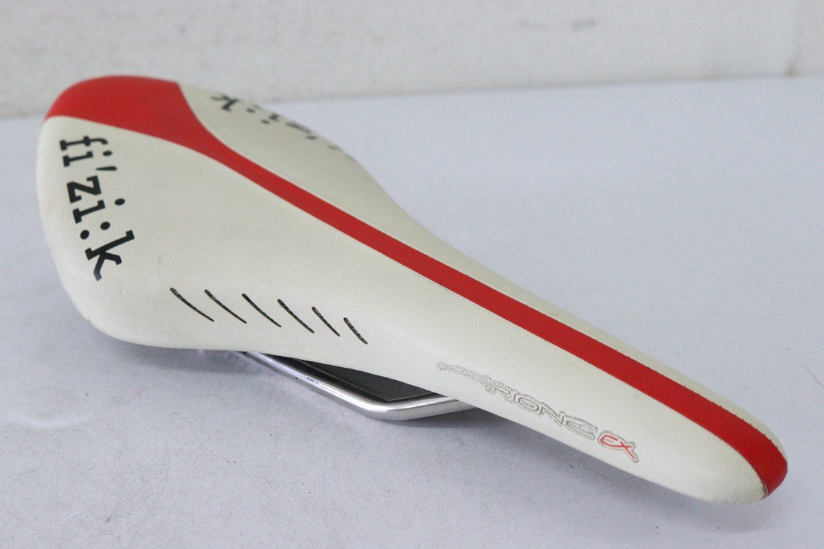 fi'zi:k フィジーク アリオネ CX サドル ホワイト Yahoo!オークション -「fizik arione cx」(フィジーク) (サドル