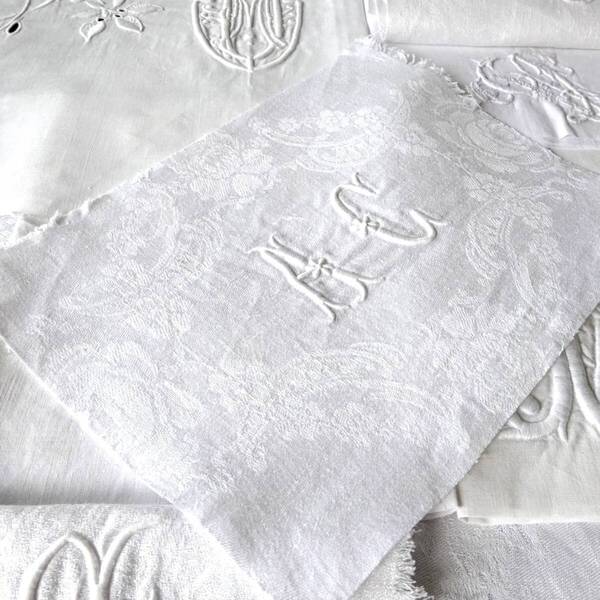 1900年代 フランス 刺繍 AC 立体 モノグラム イニシャル 創作素材 衣装 テキスタイル アンティーク