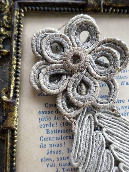 19世紀 フランス 手縫 花装飾 刺繍 装身具 綿レース 服飾 アンティーク