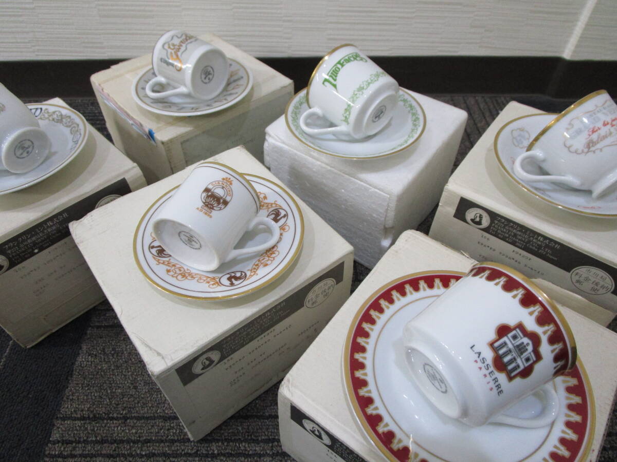 陶器のバラ9個とスタンド　イタリア製 フランクリンミント社 陶器のバラ9個とスタンド イタリア製 フランクリンミント社