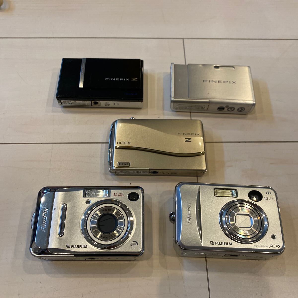 Yahoo!オークション -「finepix z200fd」の落札相場・落札価格 Yahoo!オークション -「finepix z200fd」の落札相場・落札価格