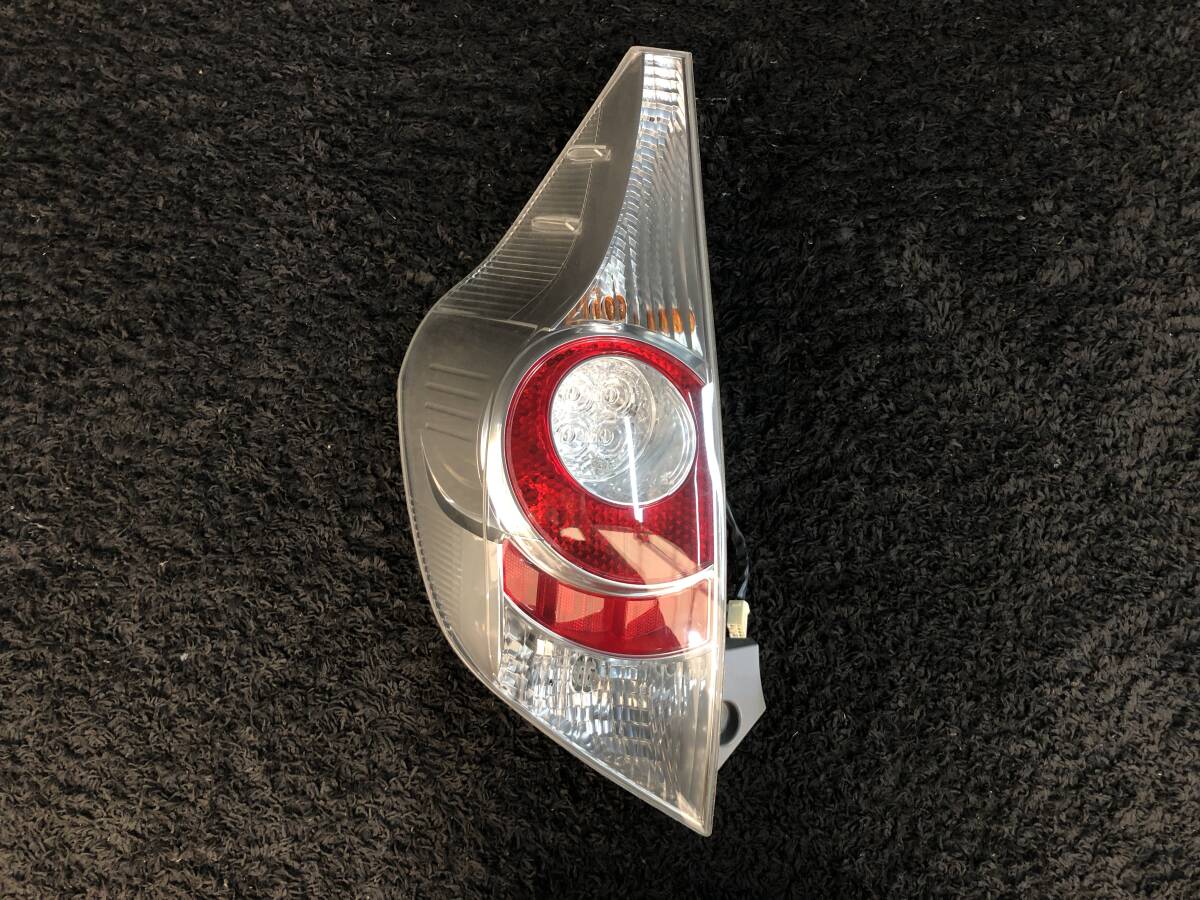 トヨタ アクア AQUA 純正 左テールランプ STANLEY 52-252 - メルカリ