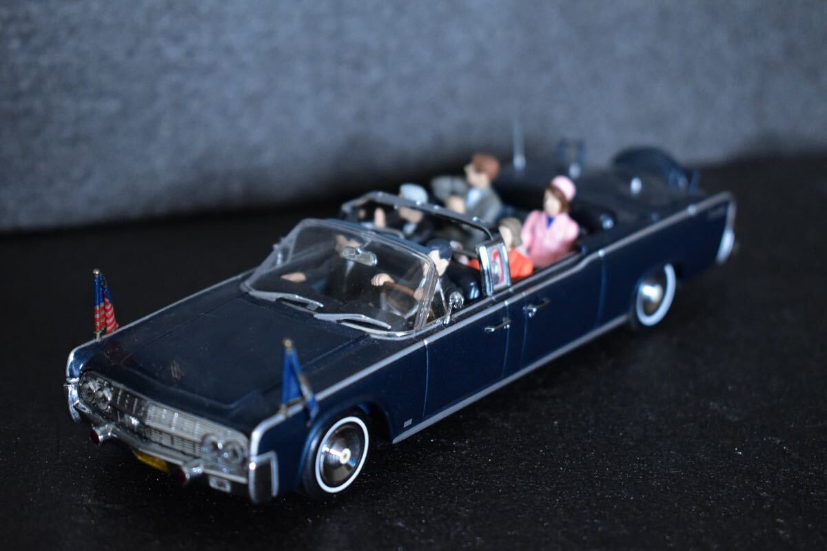 ミニチャンプス 1/43 リンカーン コンチネンタル X-100 ケネディ