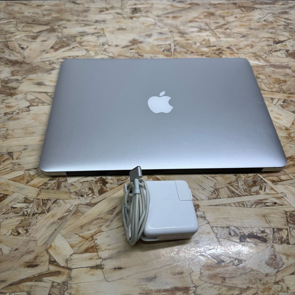 Yahoo!オークション -「apple macbook air a1466」の落札相場 Yahoo!オークション -「apple macbook air a1466」の落札相場