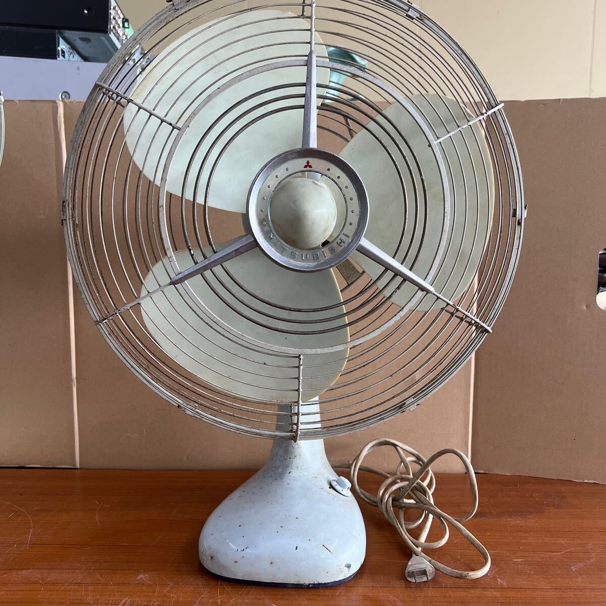 Yahoo!オークション -「三菱 扇風機 レトロ」(扇風機) (電化製品 Yahoo!オークション -「三菱 扇風機 レトロ」(扇風機) (電化製品