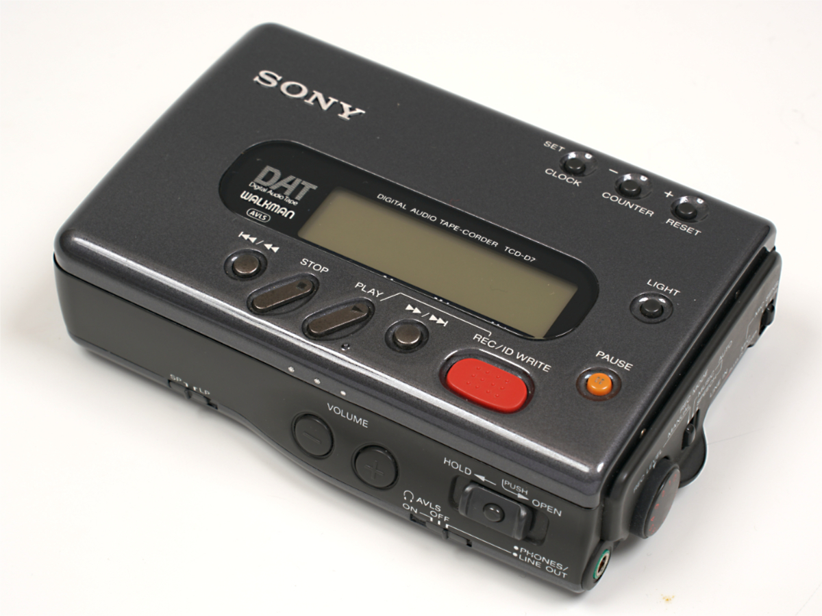 2025年最新】Yahoo!オークション -WALKMAN ジャンクの中古品 2025年最新】Yahoo!オークション -WALKMAN ジャンクの中古品