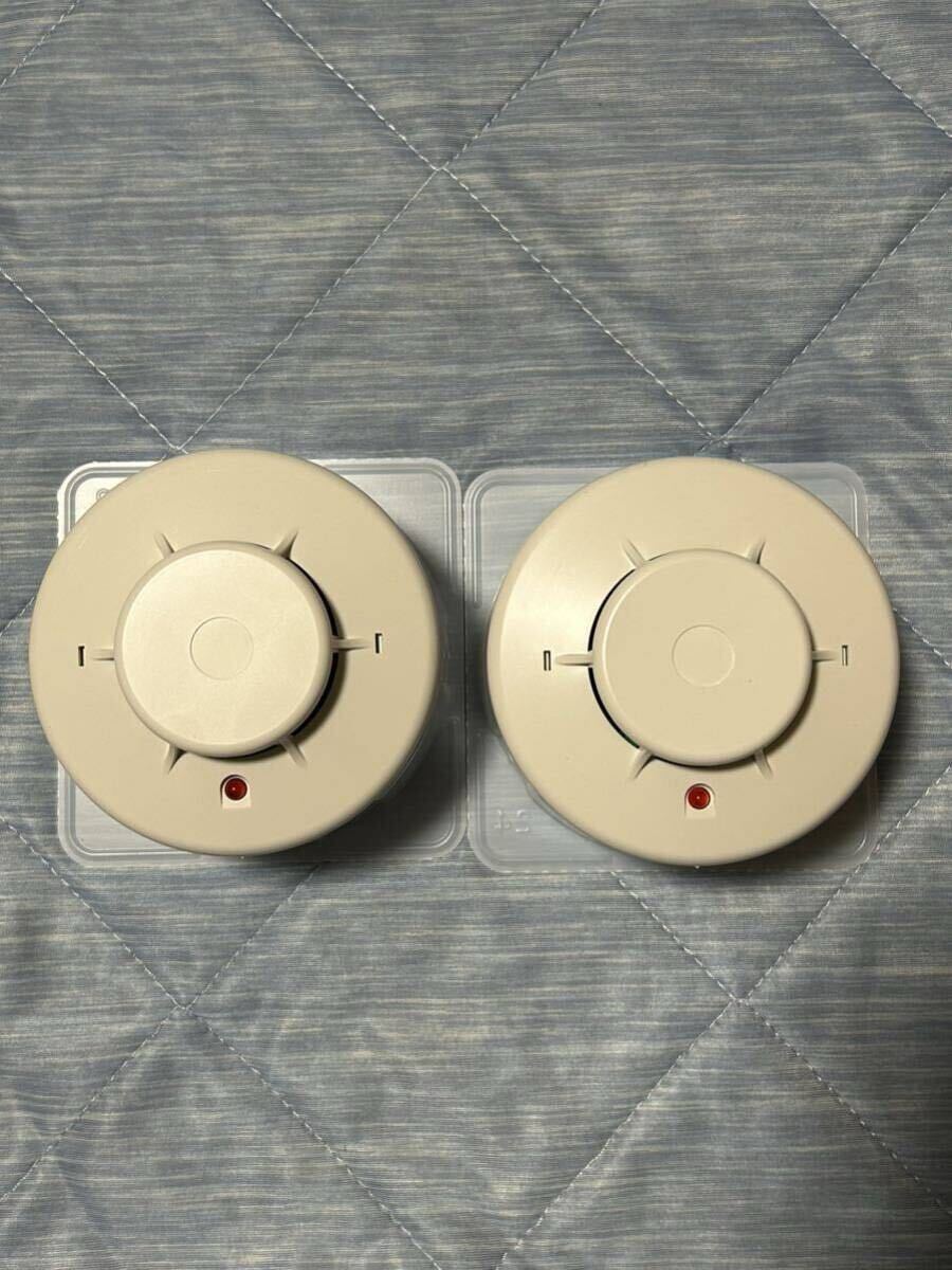FDK246 能美防災 光電式スポット型感知器2種 露出型 ヘッドのみ