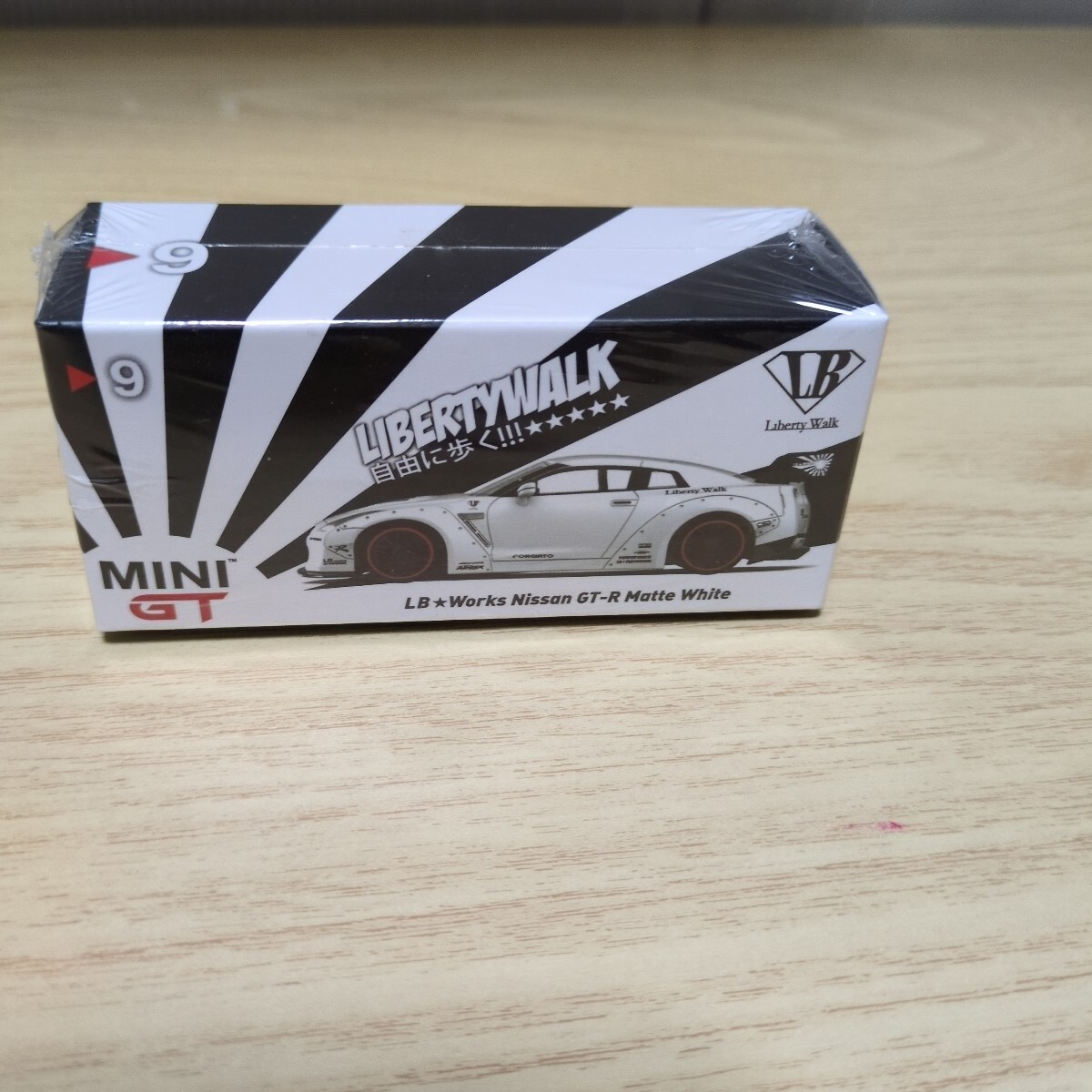 Yahoo!オークション -「日産 gt-r r35 ホワイト」(乗用車 Yahoo!オークション -「日産 gt-r r35 ホワイト」(乗用車