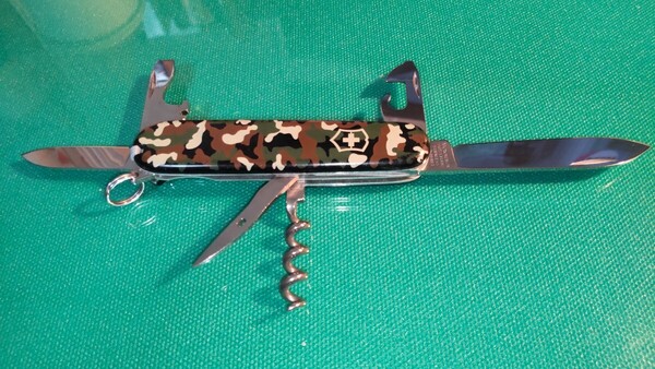 VICTORINOX スパルタン カモフラージュ アーミーナイフ
