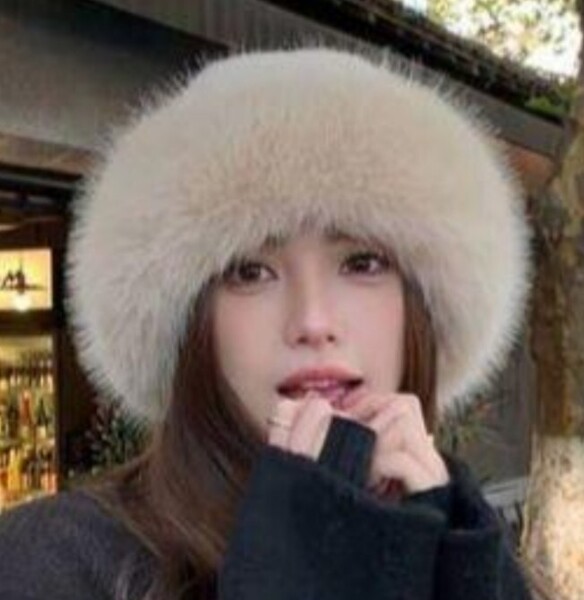 ふわふわ可愛い☆フェイクファー冬帽子☆ロシアン帽ミルクティーベージュ☆新品防寒暖か