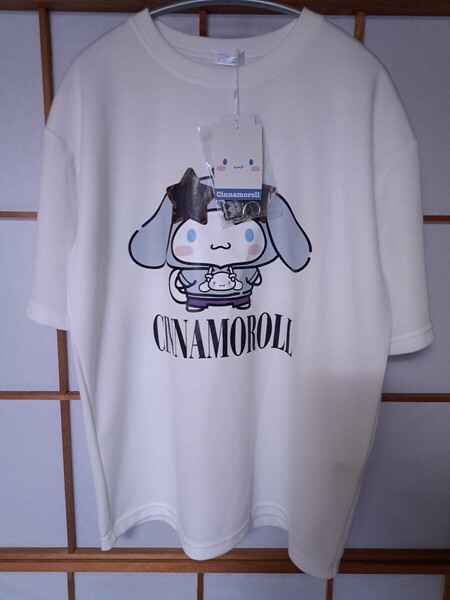 新品未使用 サンリオキャラクターズ シナモロール M 半袖Tシャツ ルームウェア 送料無料 即決 SCら キーホルダー付き