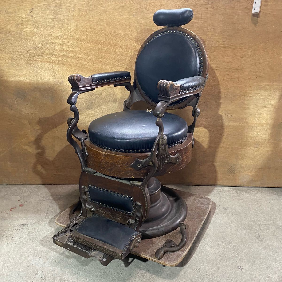 2025年最新】Yahoo!オークション -バーバーチェアの中古品・新品 2025年最新】Yahoo!オークション -バーバーチェアの中古品・新品
