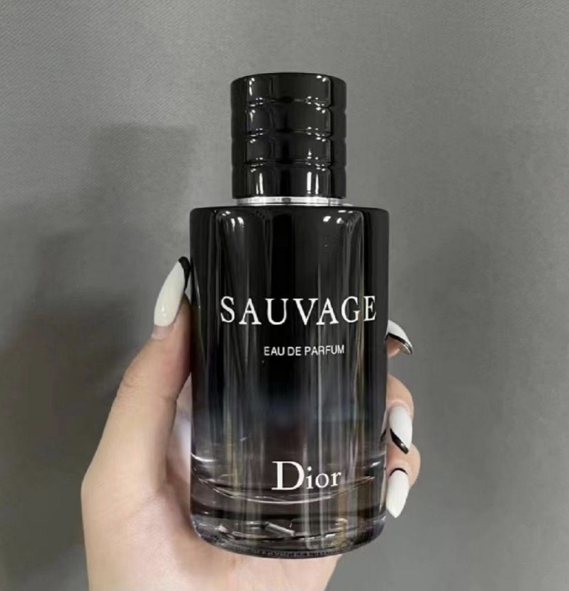 Christian Dior ディオール 香水 ソヴァージュ オー フォルト