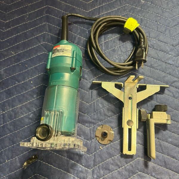 マキタ makita トリマ 3707F