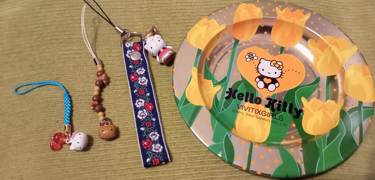 富山限定 ハローキティ チューリップぬいぐるみ 御当地キティ