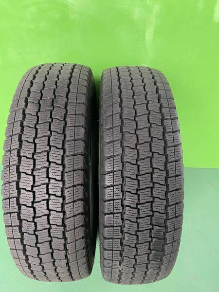 バリ山195/80R15 107/105L LT GOODYEAR/ICE NAVI CARGO 2022年製 スタッドレス 4本 ハイエース キャラバン №96297